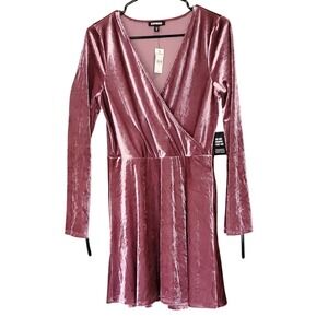 New With Tags ExpressVelvet Long Sleeve V-Neck Ankle Dress Medium